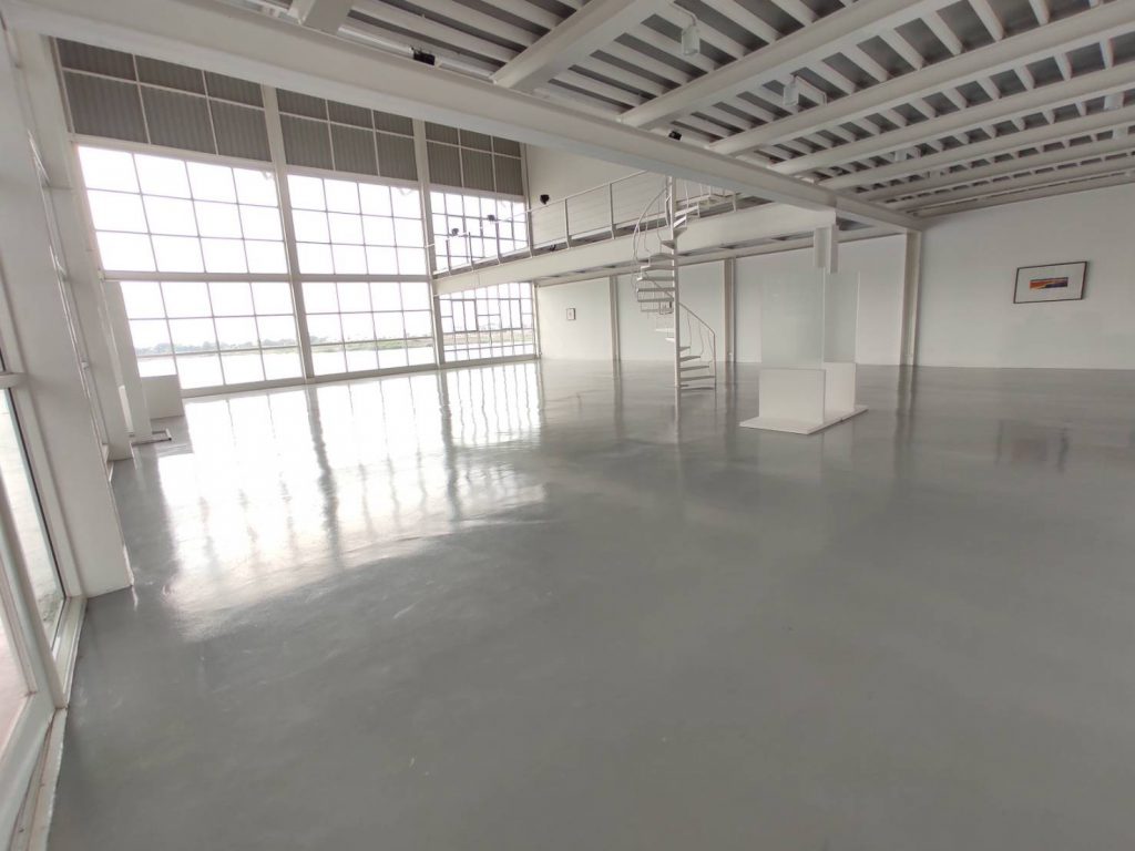 Glassroom_๒๒๐๘๑๖